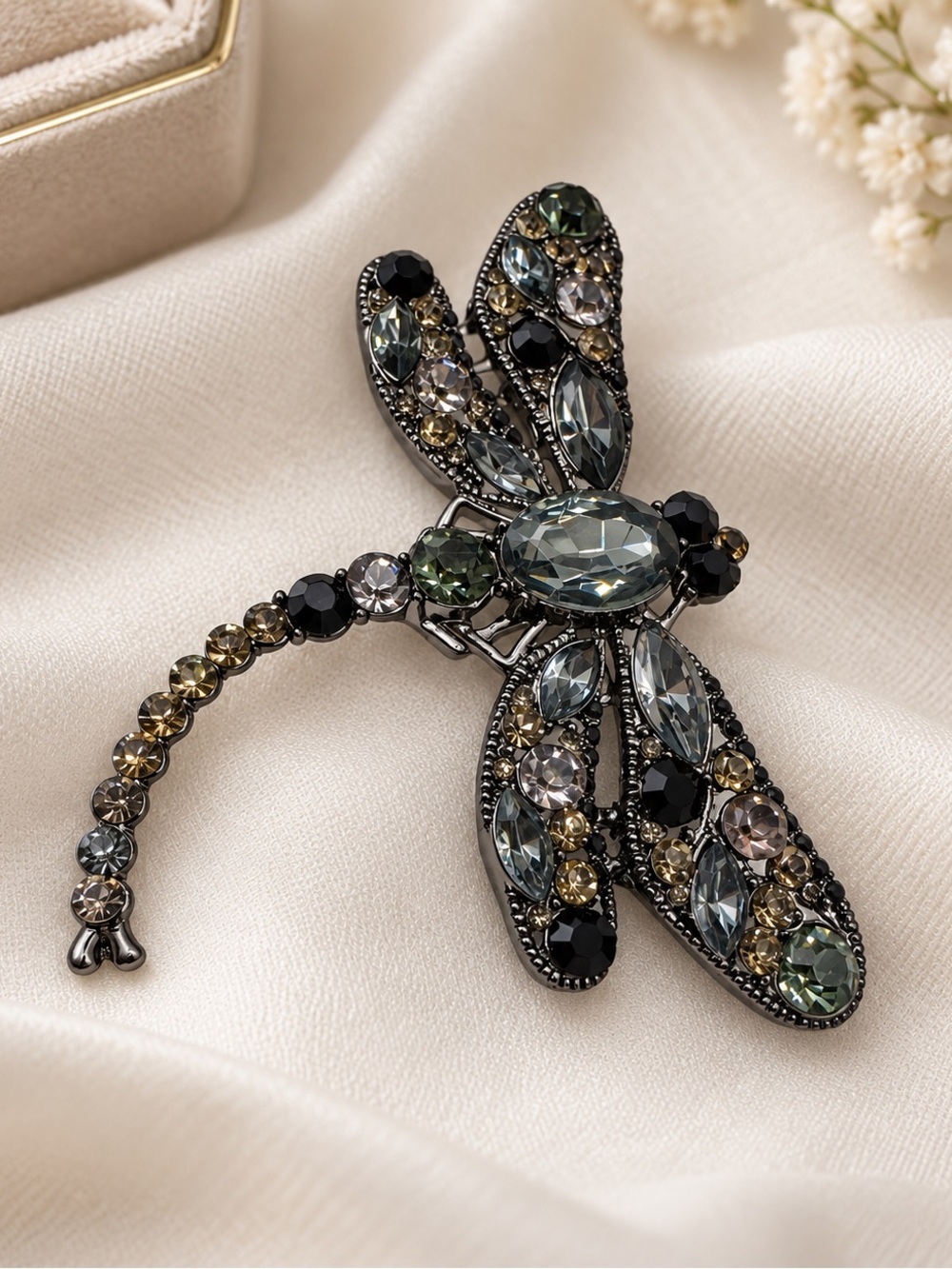 Rhinestone Dragonfly Statement Brooch (BN3 po)